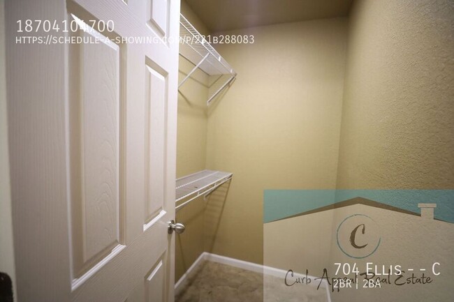 Building Photo - 704 Ellis Ave