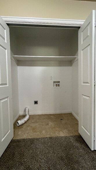 Building Photo - 411 W 2000 S