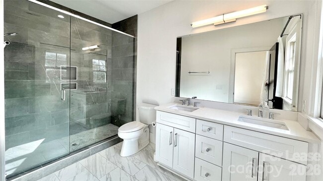 Building Photo - 610 West Blvd