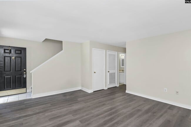 Building Photo - 600 Hulon Cir