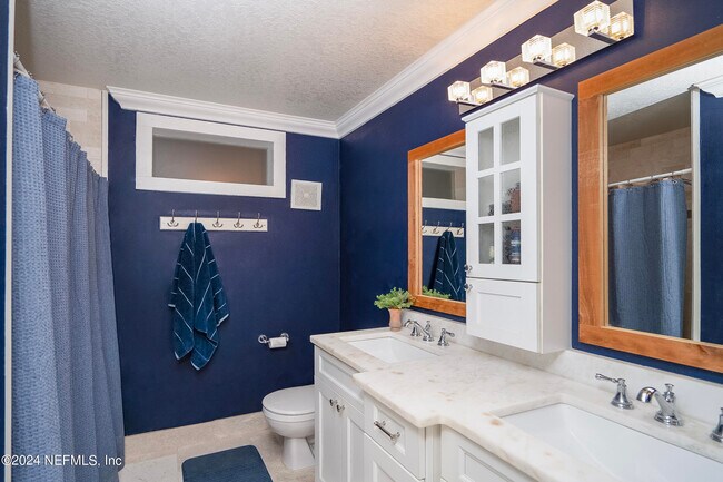 Building Photo - 37207 Harbour Vista Cir