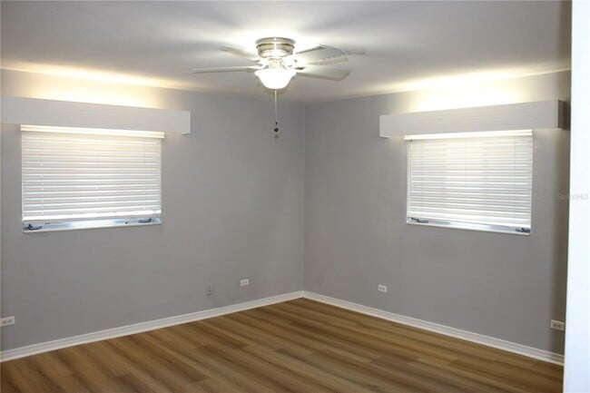 Building Photo - 4506 W Leona St