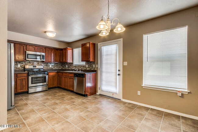 Building Photo - 14236 Gil Reyes Dr
