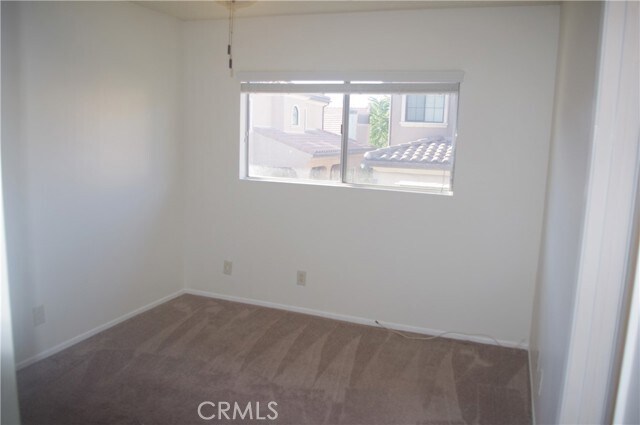 Building Photo - 5548 Welland Ave