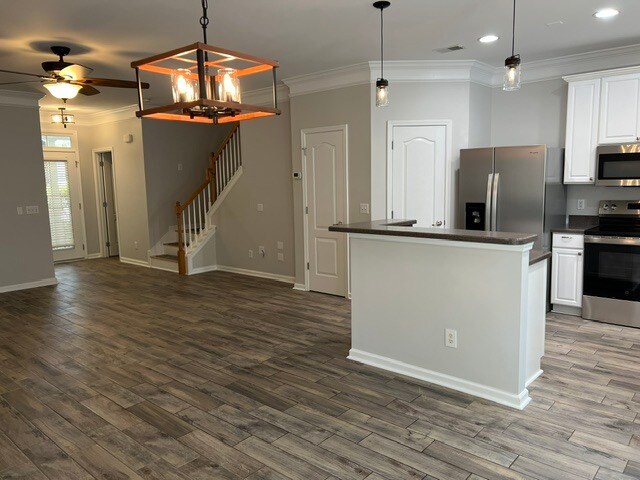 Open space concept - 25 Sugar Maple Ln