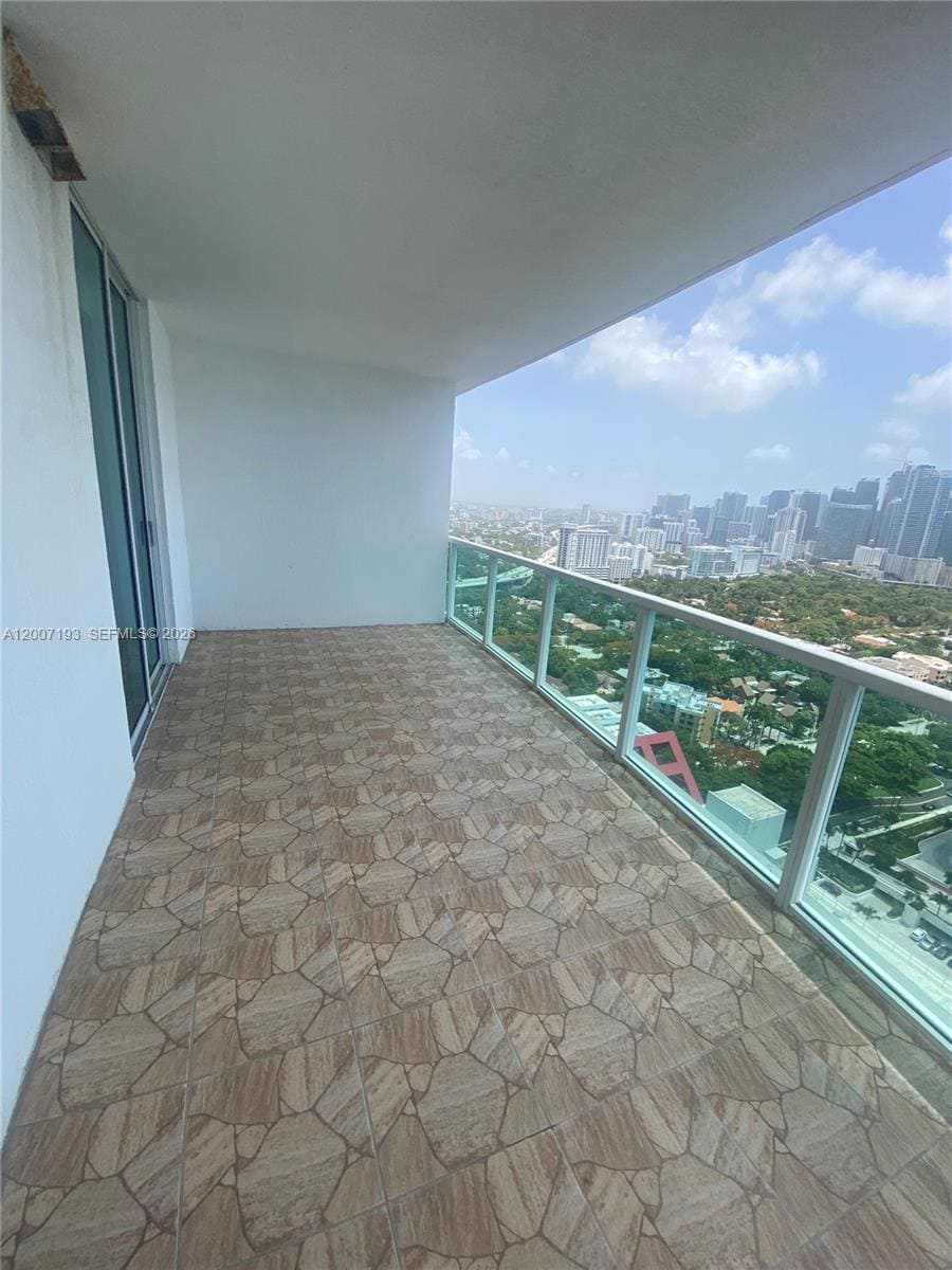 Building Photo - 2101 Brickell Ave