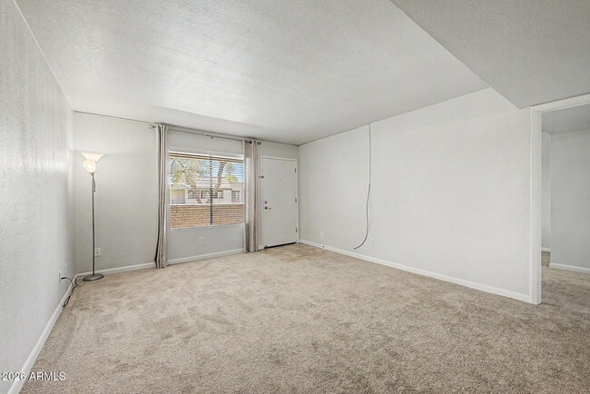Building Photo - 5995 N 78th St