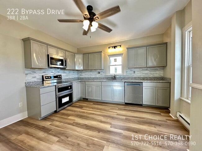 Building Photo - 222 Bypass Dr