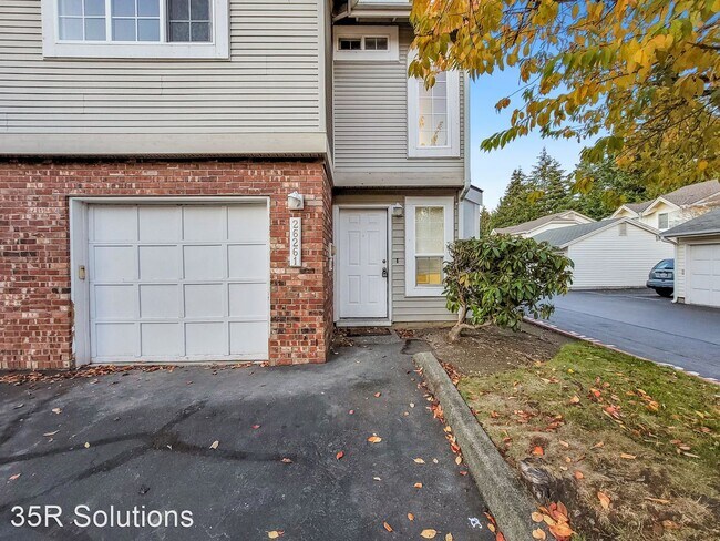 Building Photo - 3 br, 2.5 bath House - 26261 114th Lane SE