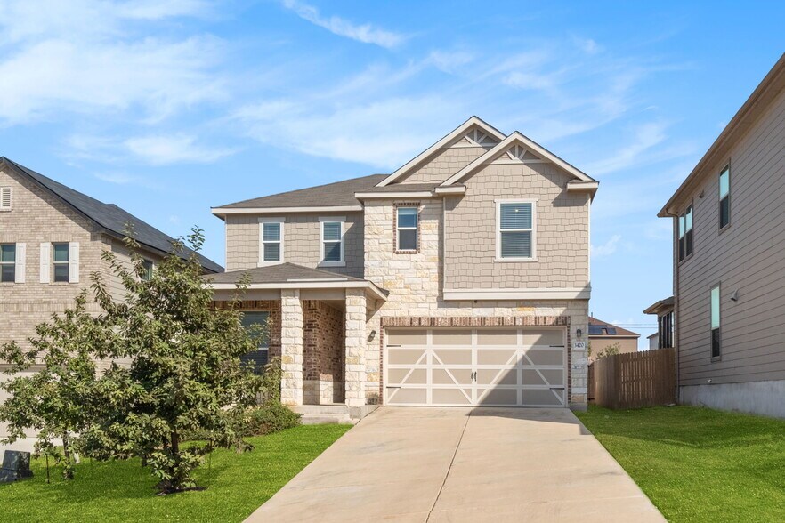 Building Photo - 3420 Taurus Sky