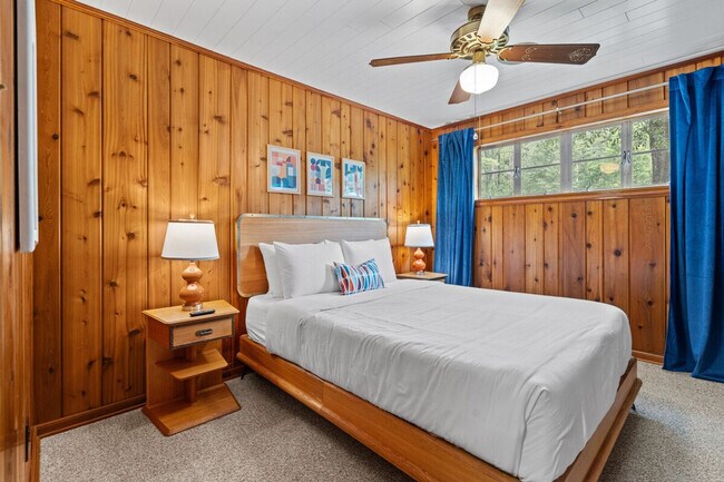 Building Photo - 264 Euharlee Rd SW