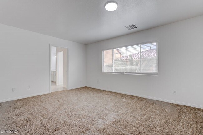 Building Photo - 6027 Gordon Creek Ave