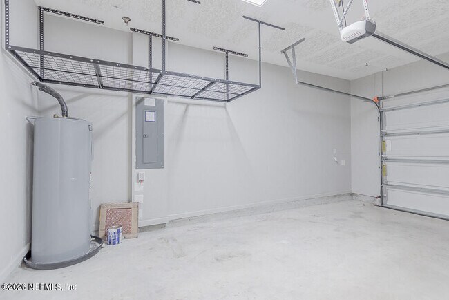 Building Photo - 845 Observatory Pkwy