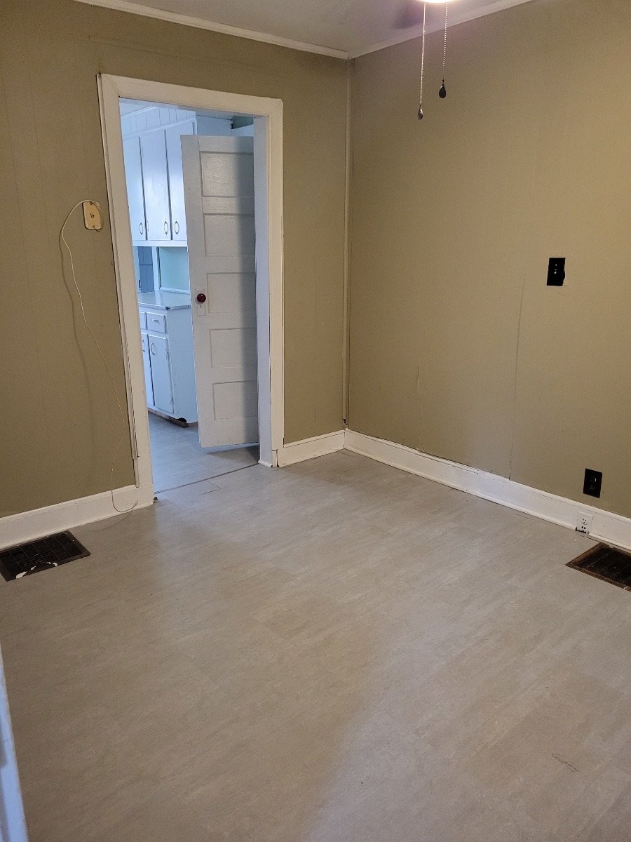 Building Photo - 811 Olympia St