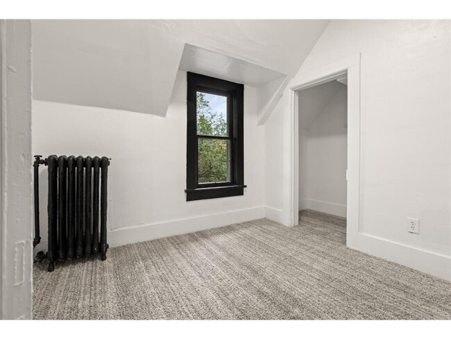 Building Photo - 361 8th Ave S