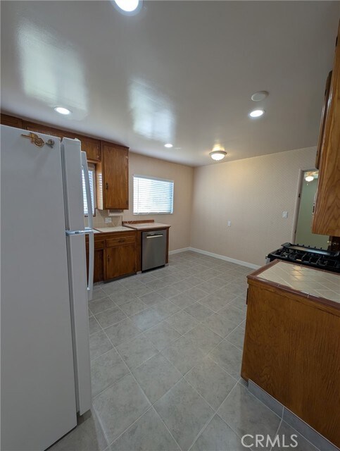 Building Photo - 379 N 3rd St