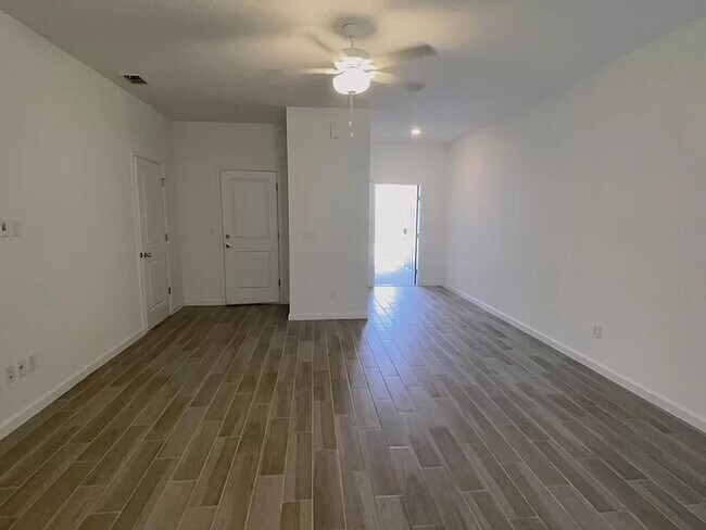 Building Photo - 12586 NW 7th Pl