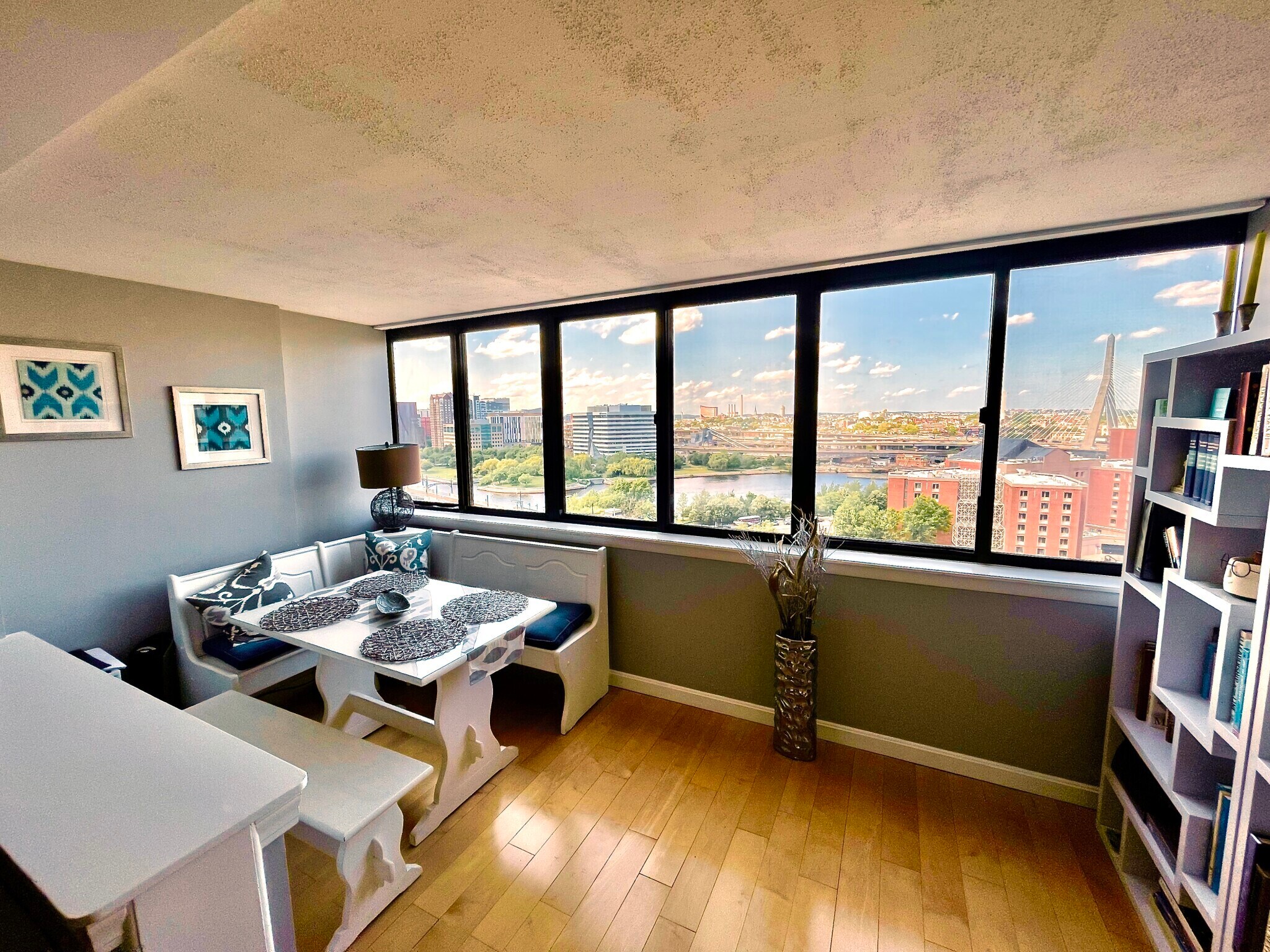 Building Photo - 10 Whittier Pl