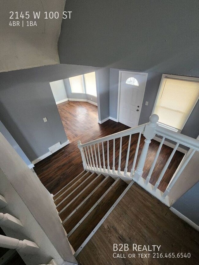 Building Photo - 2145 W 100th St