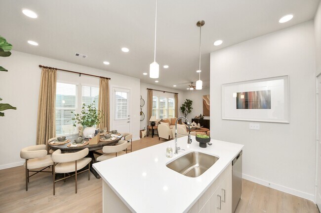 Building Photo - 22018 Norwood Groves Dr