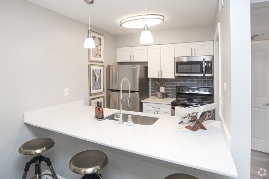 A/62 6111 Allisonville Rd Indianapolis IN 46220 Apartment Finder