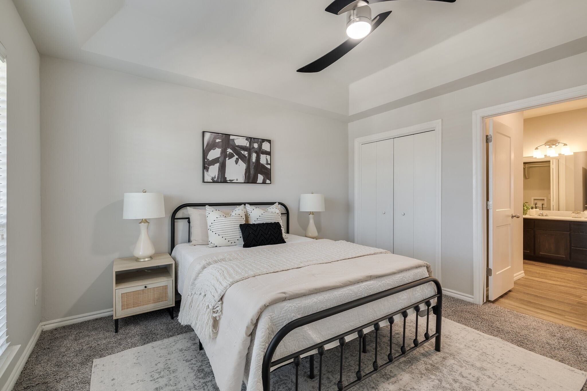 Building Photo - 3720 N Pennsylvania Ave