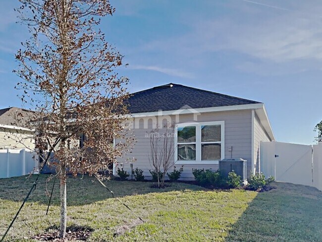 Building Photo - 204 Hemlock Pt