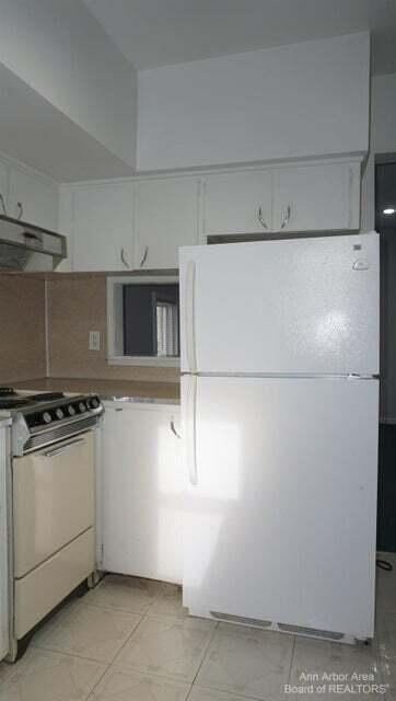 Building Photo - 207 W Henry St