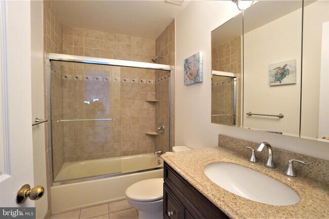 Building Photo - 104 Hidden Creek Dr