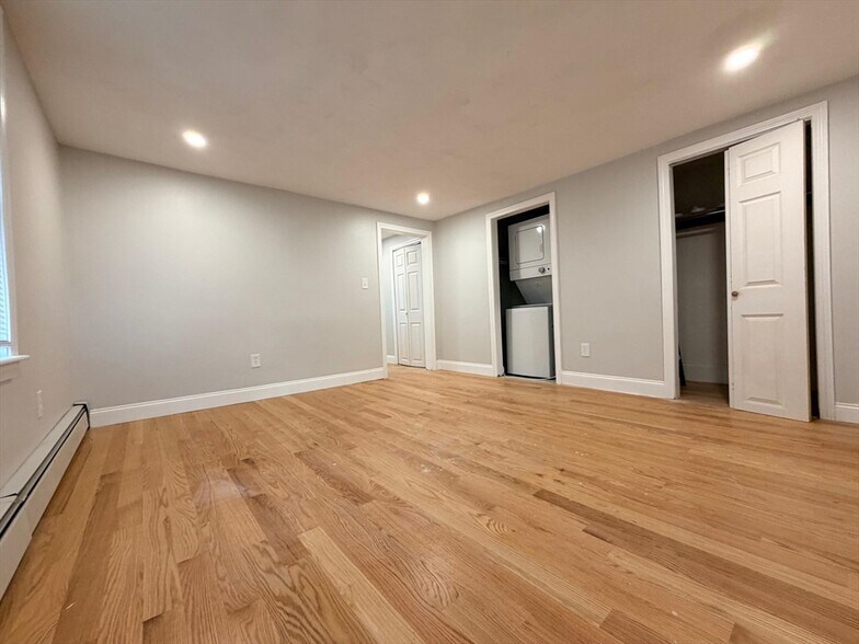 Primary Photo - 44 Franklin St