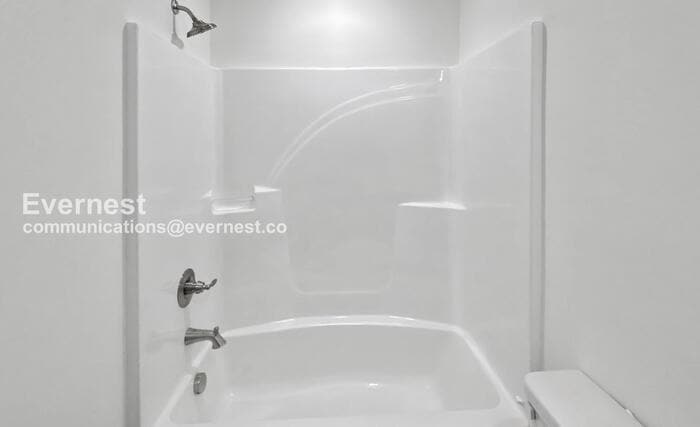 Building Photo - 12088 Chilly Dr