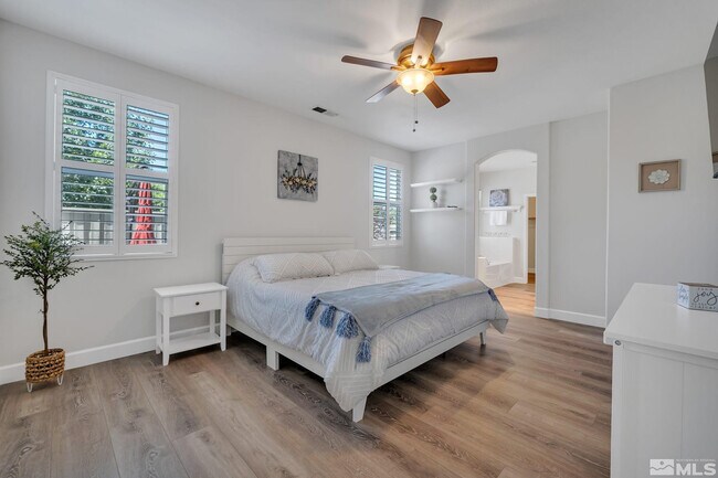 Building Photo - 10459 Summershade Ln