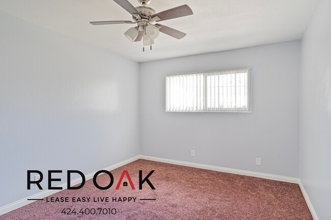 Building Photo - 9210 Somerset Blvd