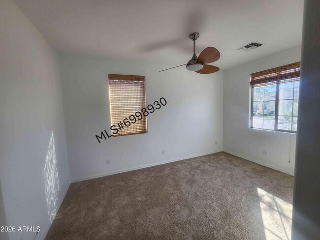 Building Photo - 7239 N 89th Dr