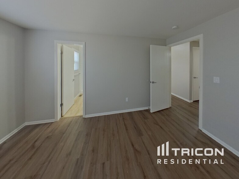 Building Photo - 4170 S Biscay Cir