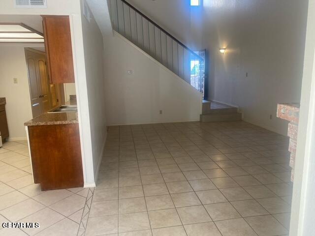 Building Photo - 7041 Orizaba Ave