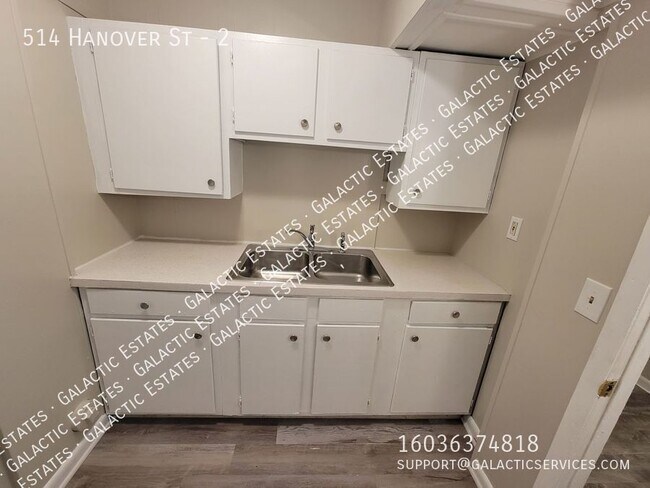 Building Photo - 514 Hanover St