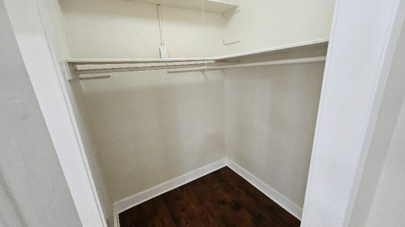 Building Photo - 1521 Wilcox Ave