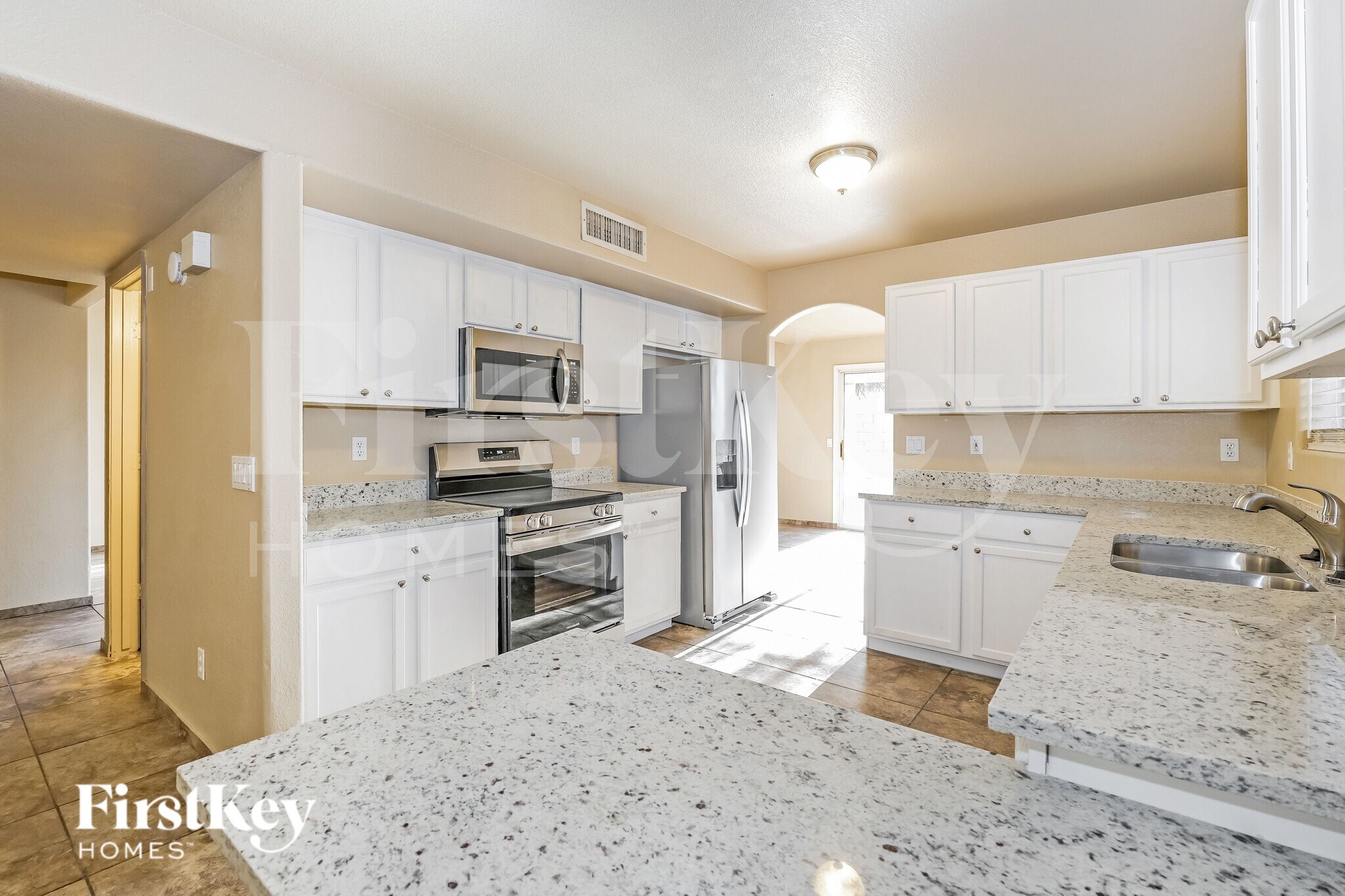 Building Photo - 7351 W Eva St