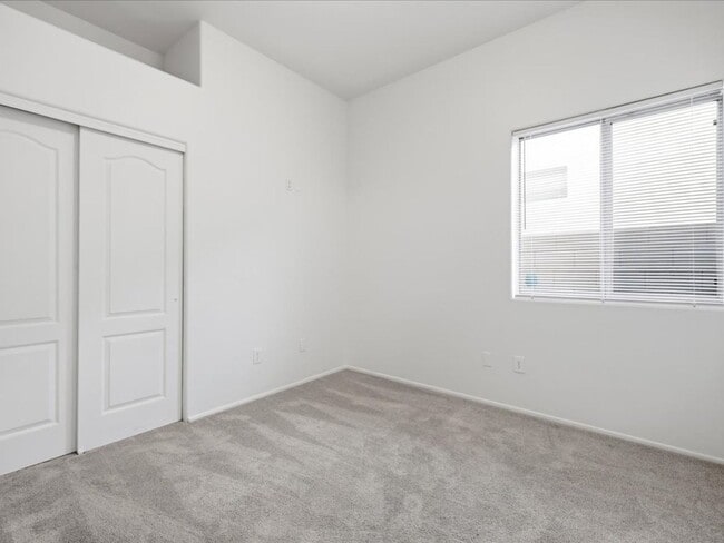 Building Photo - Spacious 3-Bedroom Home with Open Layout & Modern Comforts!