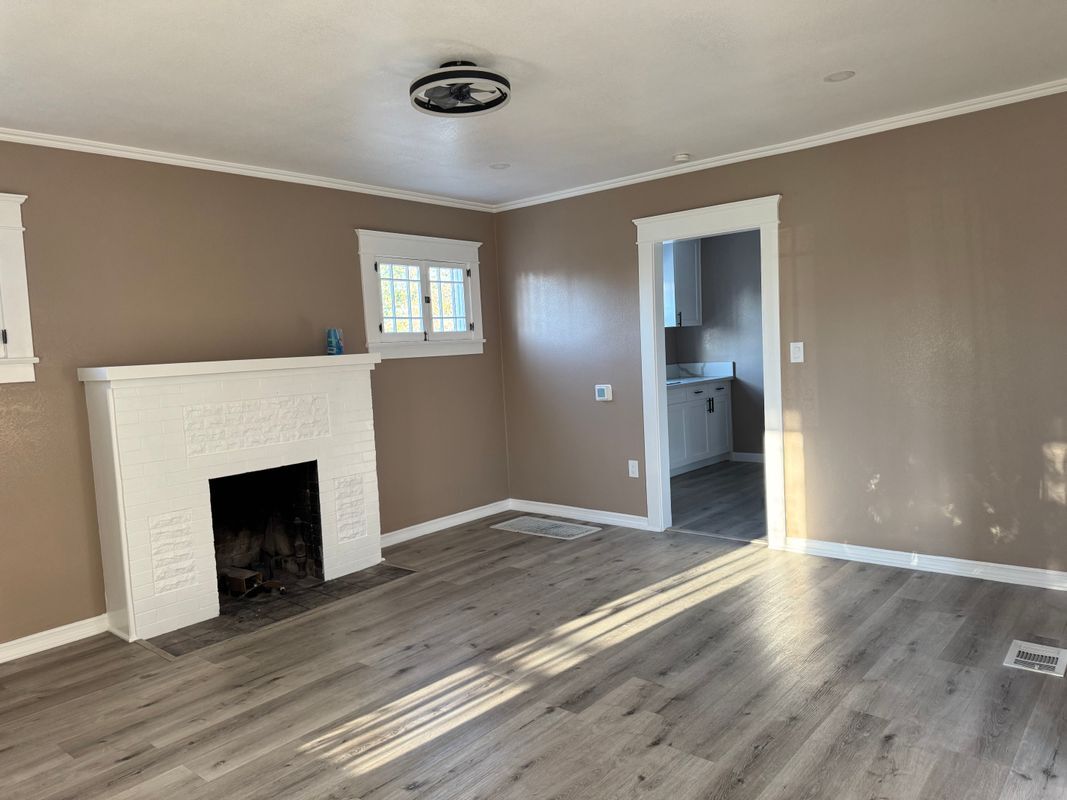 Building Photo - 3719 McKenzie St