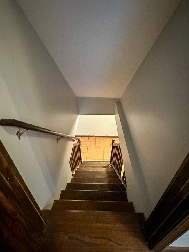 Building Photo - 6058 S Richmond St