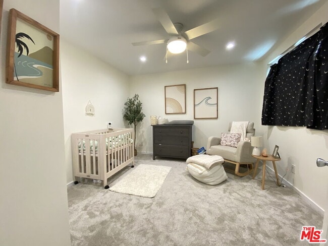 Building Photo - 4760 La Villa Marina