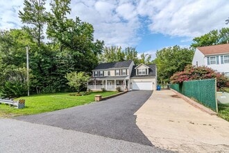 Building Photo - 11450 Acton Ln