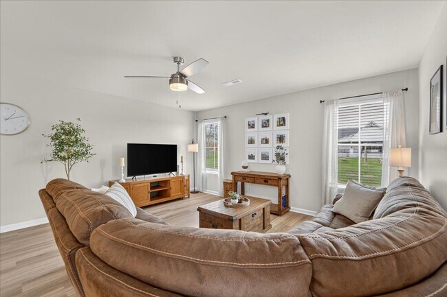 Building Photo - 147 Joya Brk Wy