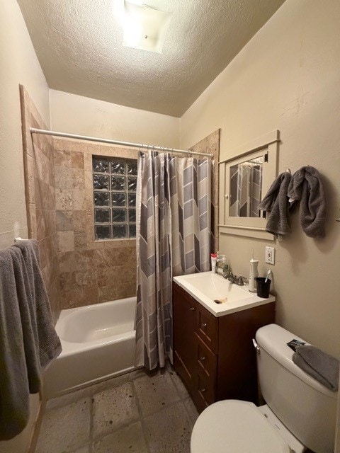 Building Photo - 1624 E 7th St