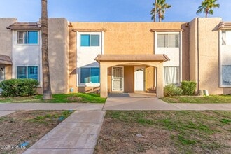 Building Photo - 7126 N 19th Ave