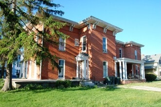 Building Photo - 203-1 6th