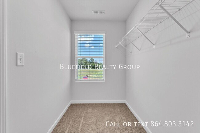 Building Photo - 503 Heswall Ct