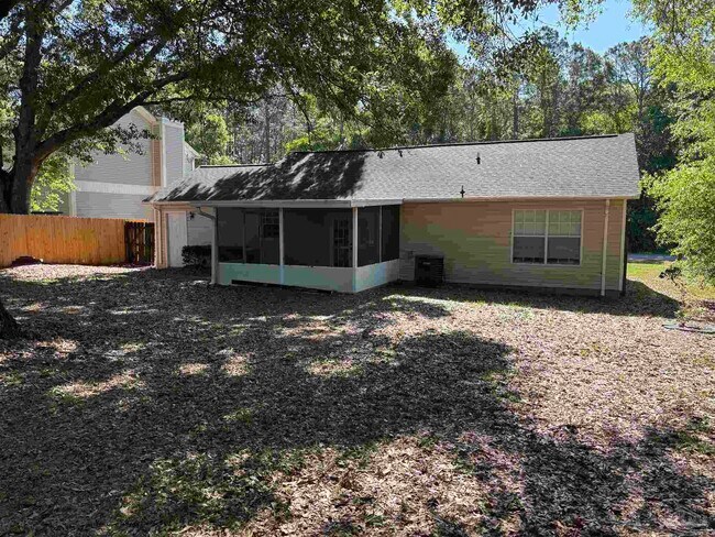 Building Photo - 7145 8 Mile Creek Rd